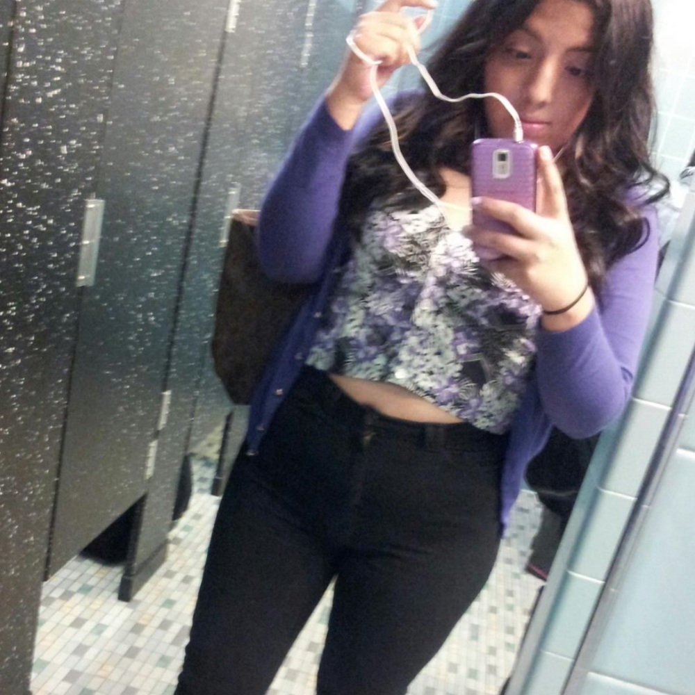 COTTON ON PURPLE PATTERN SLEEVELESS CROP TOP